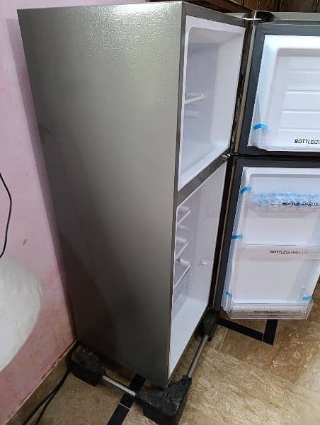 Haier mini fridge 5