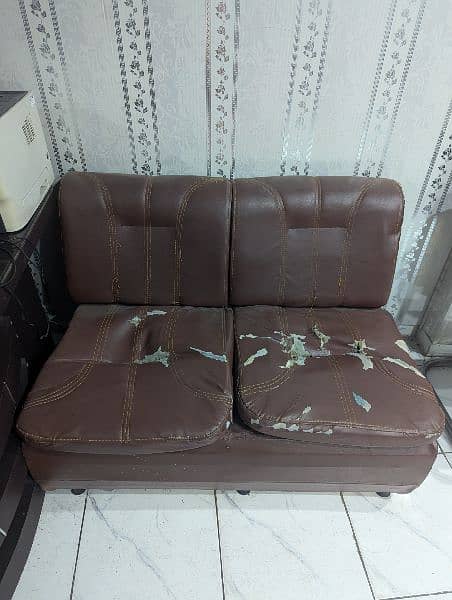 Sofa Chairs (Total 4) 0