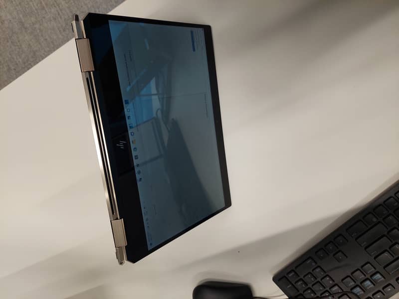 HP Spectre x360 Core I7 8th Gen 13" Tablet / Laptop with Biometrics 1