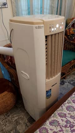 Very Little Used Gepas 0.75 Ton Air Conditioner/Cooler (2in1) for sale