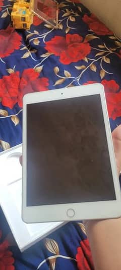 ipad mini 5 /64GB Rs 60k 10/10 condition 0