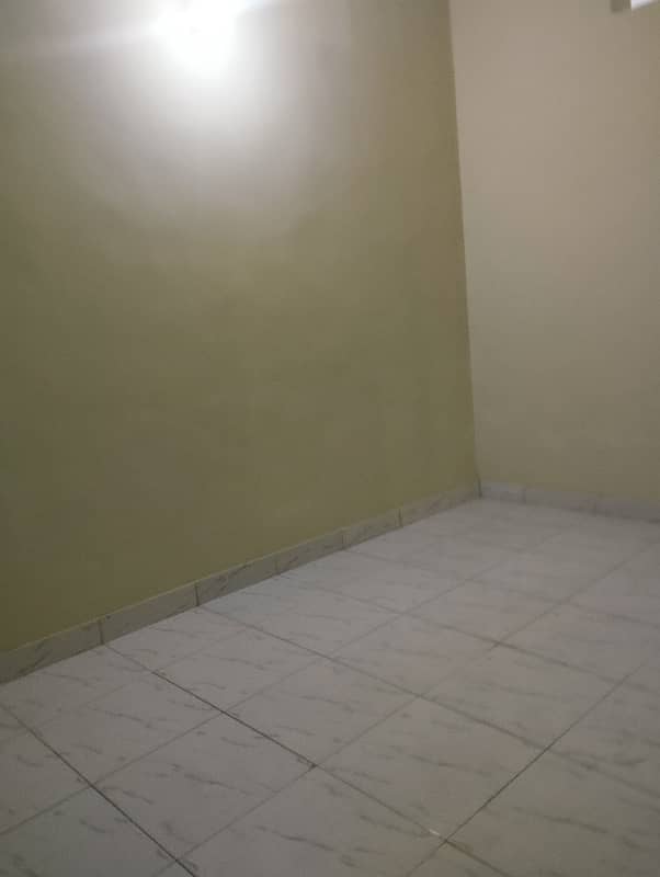 Apartment for rent tile flooring with line water 14