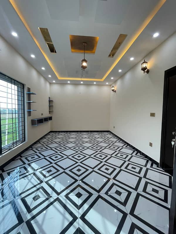 Five Marla Non-Furnished Brand New House For Rent In Bahria Town, Lahore. 9