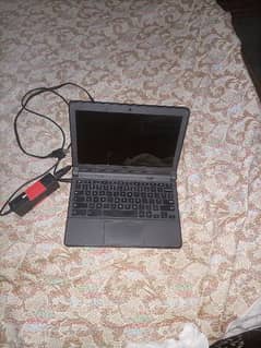 Dell touch chrome book in good condition 0