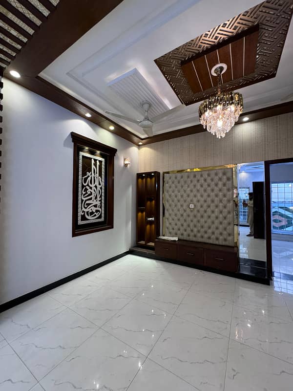 Five Marla Non-Furnished Brand New House For Rent In Bahria Town, Lahore. 20