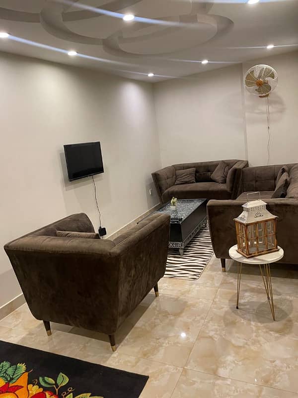 One Bed Furnished Apartment Available For Rent In Bahria Town, Lahore. 3