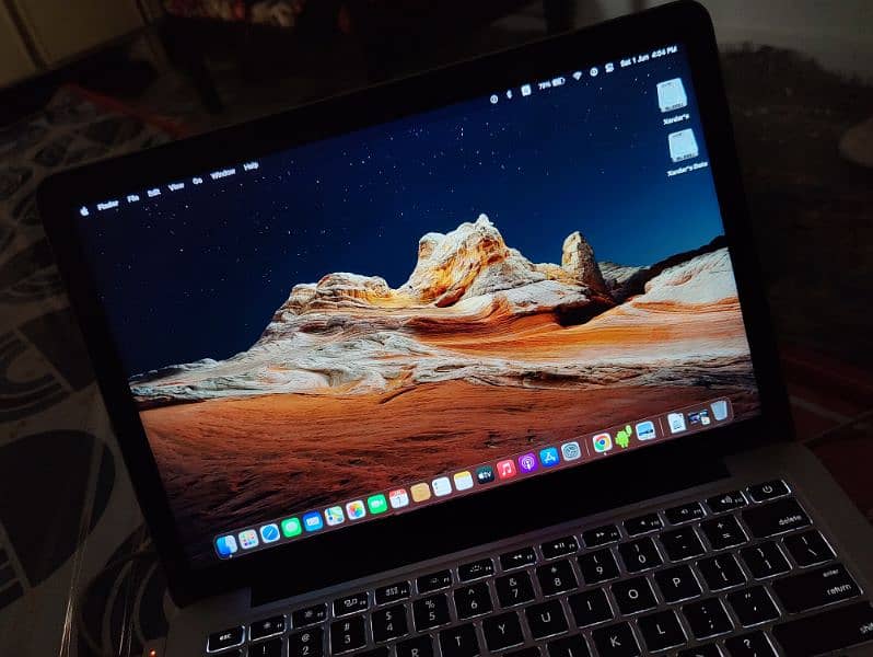 MacBook Pro 2014 neat condition only salee 2