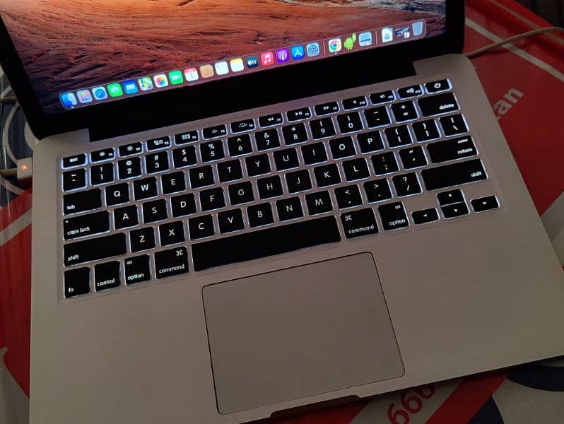MacBook Pro 2014 neat condition only salee 3