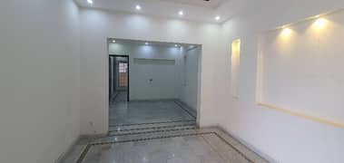 8 MARLA NEW TYPE HOUSE FOR SALE | PRIME LOCATION| NEAR TO PARK & AMENITIES