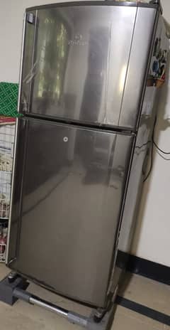 Refrigerator/