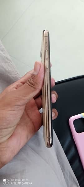 iPhone 11 Pro Max for sale best phone with box and charger non pta 4