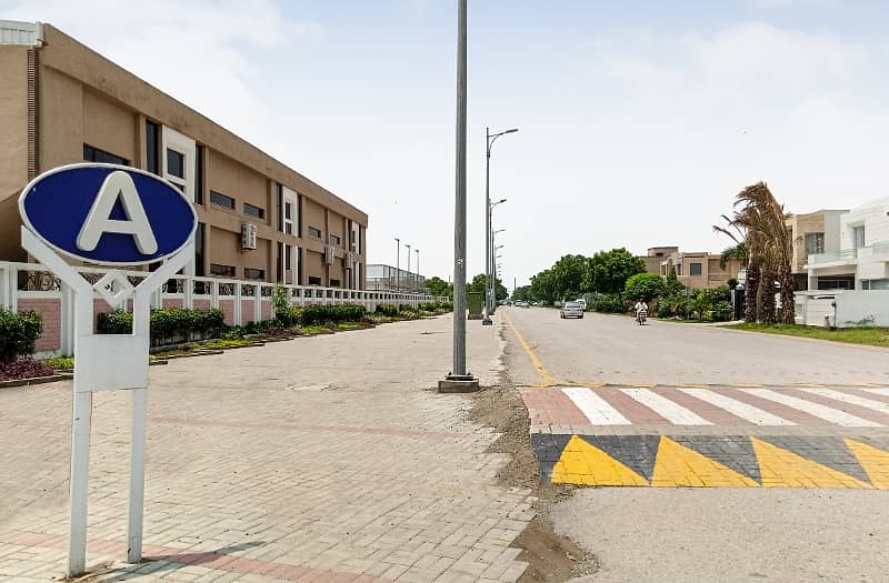 **Prime Location 1 Kanal Plot For Sale in Phase 6, DHA Lahore** 3
