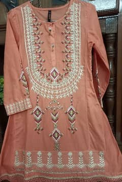 warda full emb kurta