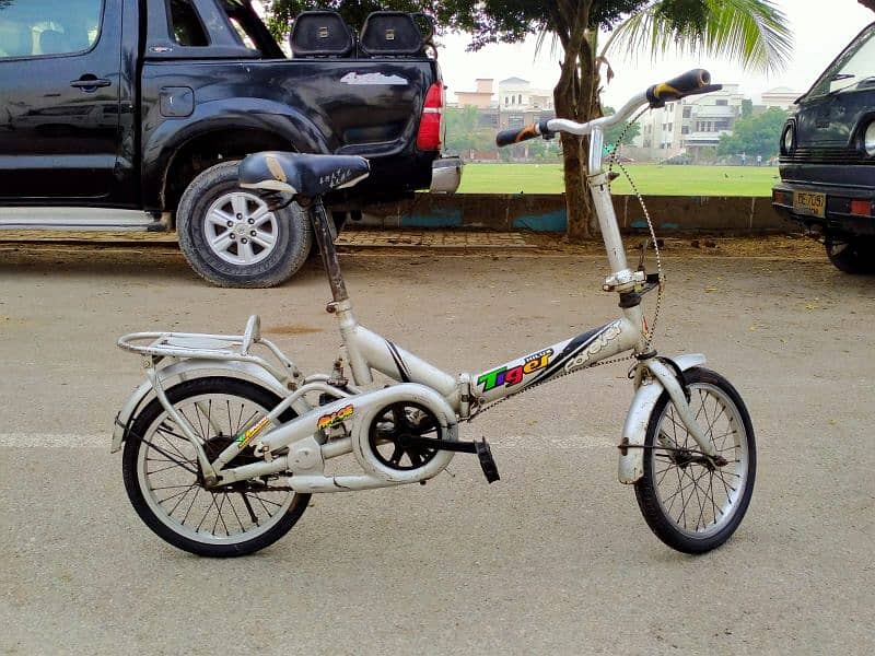 folding bicycle available 1