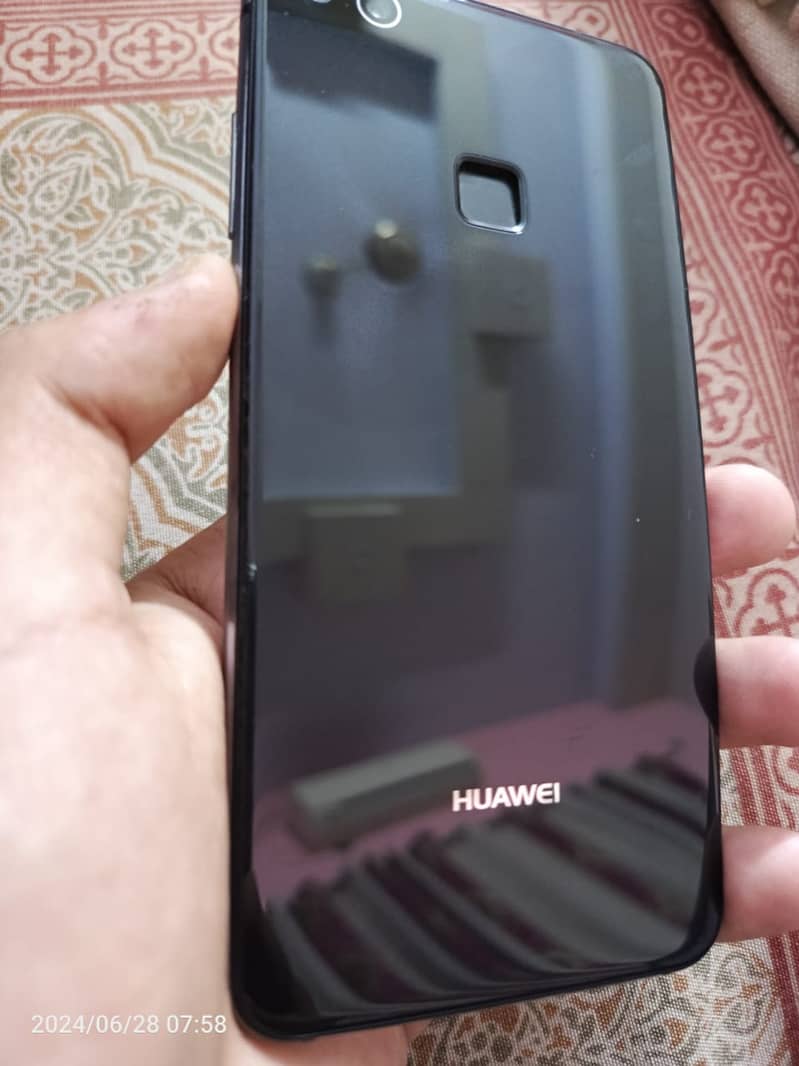 Huawei P10 Lite 1