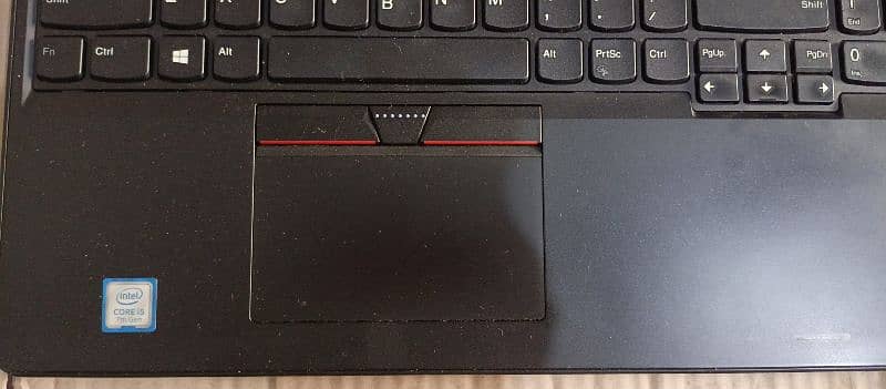 Lenovo Thinkpad laptop core i5,7th generation 8gb ram,256 SSD 1