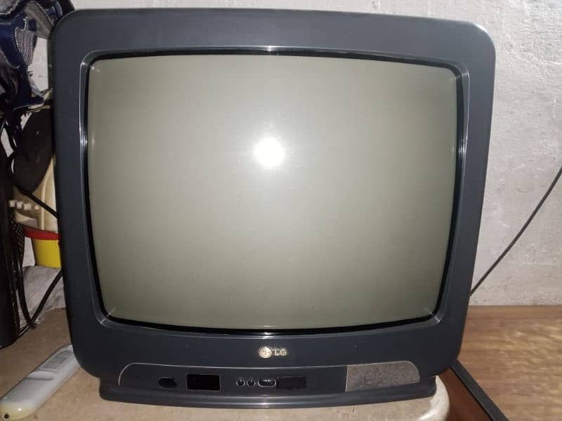 LG tv 20inch original 0