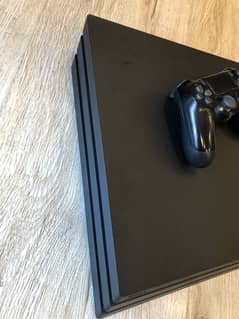 PS4 PRO IMPORTED     USED/LIKE NEW   WITH GAMES INCLUDED