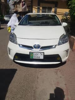 Toyota Prius 2012/15,like zero meter car,urgent sale