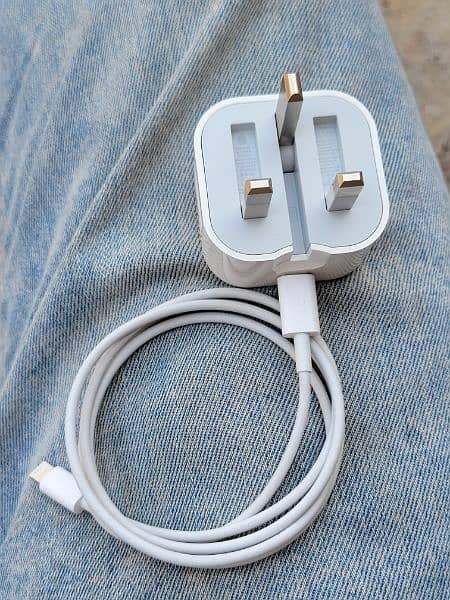 Apple iphone 20w 100% Original Charger With Cable 13, 14, 15 Pro Max 4
