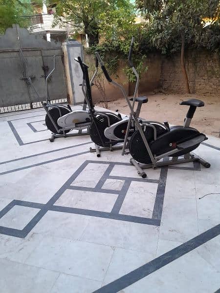 Elliptical cycle exercise machine treadmill runner gym cardio 1