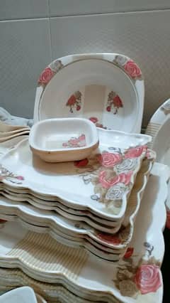 dinner set sale well condition in use