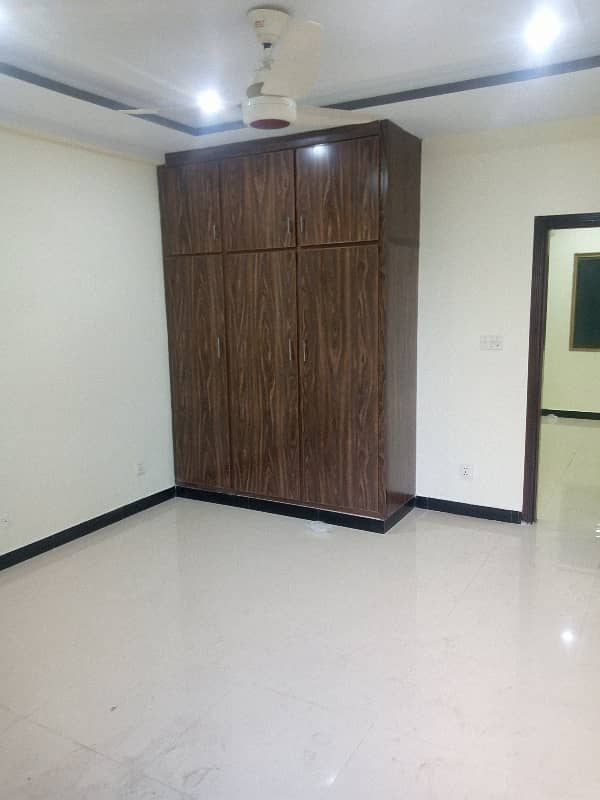 In Faisal Town Phase 1 - Block A 1014 Square Feet Flat For Sale 7