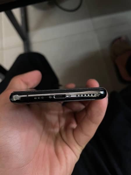 iphone xs 64gb pta approved 4