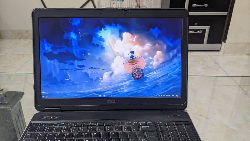 Dell i7 Laptop with 16gb ram 1