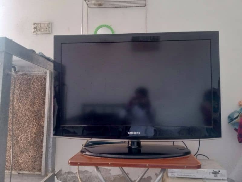 Big and cheap Samsung LCD for Sale 3