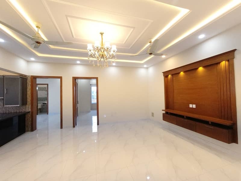 14 Marla Double Storey Branded House For sale in G-15 Islamabad 11