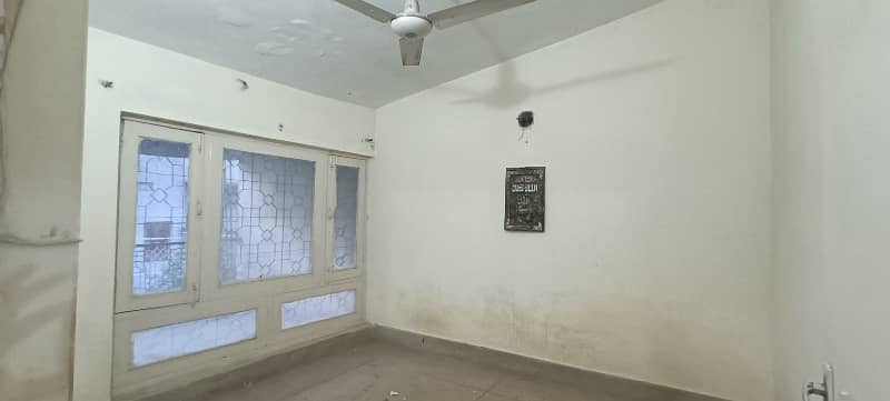 Prime Location In Gulberg 7 Marla House For Sale 15