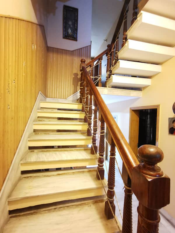 IDEAL LOCATION CANAL ROAD MADINA TOWN FAISALABAD Specification About House 12 Marla Double Story New House For Rent 19