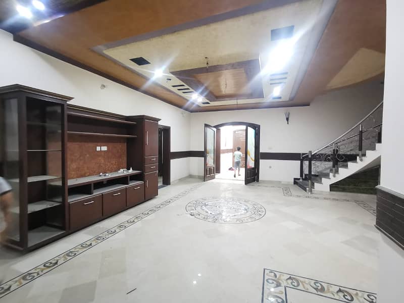 TNT Colony Satiana Road Faisalabad 20 Marla Double Storey House For Rent 9