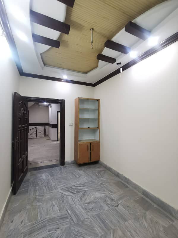 TNT Colony Satiana Road Faisalabad 20 Marla Double Storey House For Rent 12