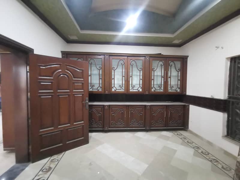 TNT Colony Satiana Road Faisalabad 20 Marla Double Storey House For Rent 19