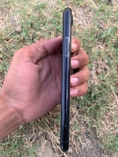 iphone xr black color 10 by 10 condition 79 battery healt water proof