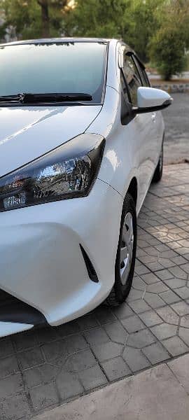 Toyota Vitz 2014 1