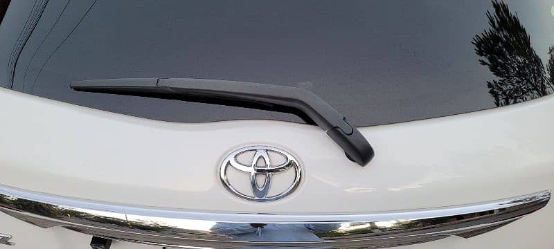 Toyota Vitz 2014 13