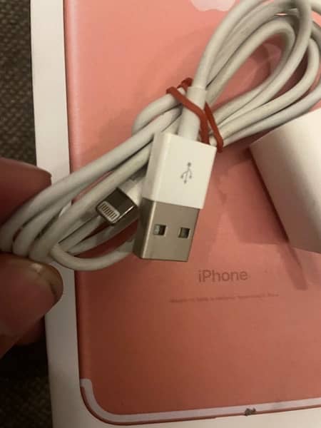 iphone 7 plus ka 100% original box pulled charger hy 3