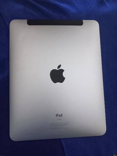 Ipad 64Gb battery damaged and best for parts 0