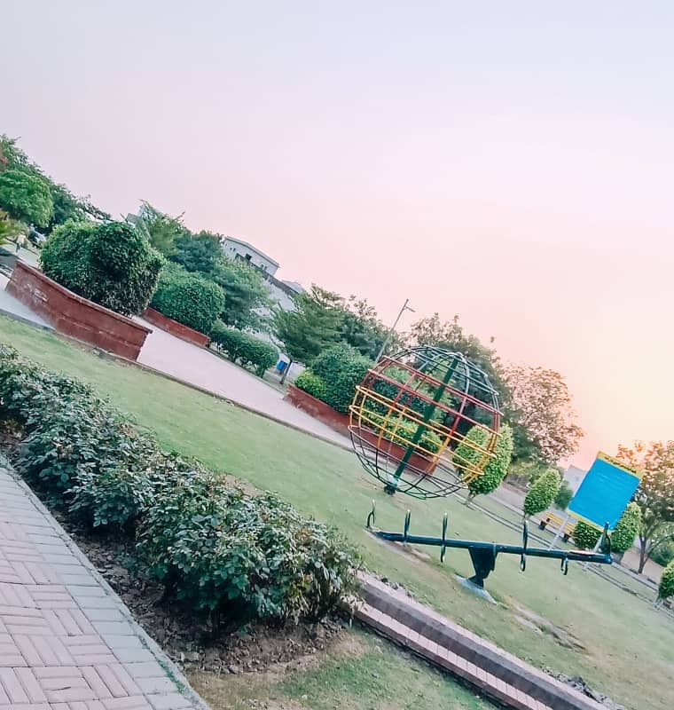 10-Marla On Ground Possession Plot Available For Sale Near Main Road In New Lahore City 12