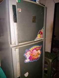 DOwlance fridge for sale
