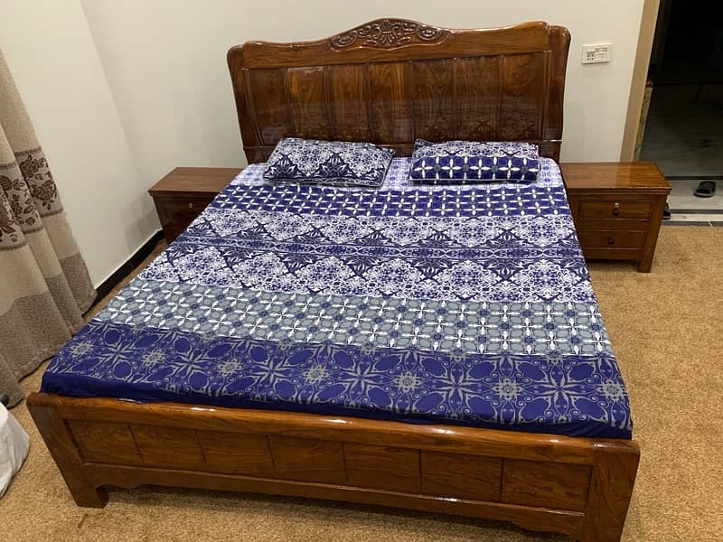 solid wood seesham bed set King size Zero meter condition (just call) 1
