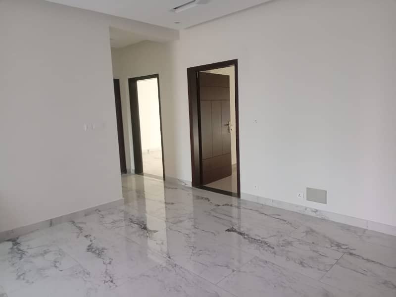 Tower 2 10 Marla Modern Flat Available For Sale In Askari 11 23