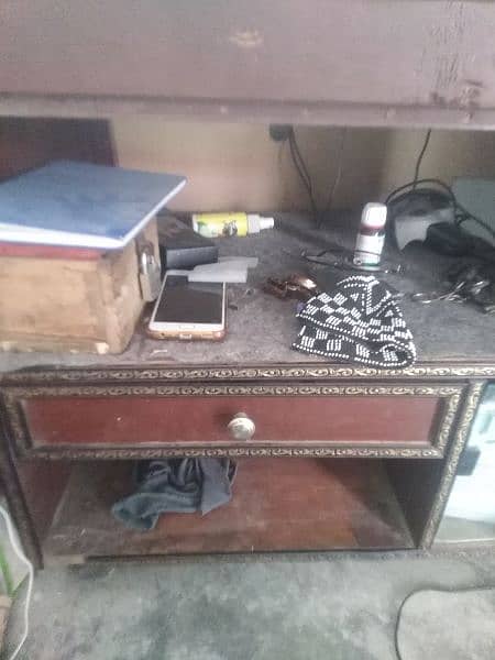 Original Shishum wood desk for Gaming and Office used 1