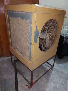 AC DC cooler with 5 inch cooling pad