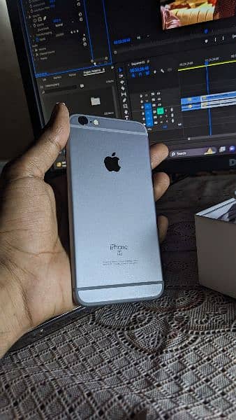 I phone 6s not Pta 64 GB 10 by 10 3