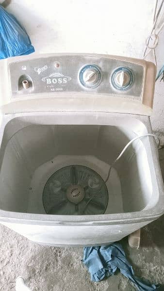 Boss washing machine good working 1