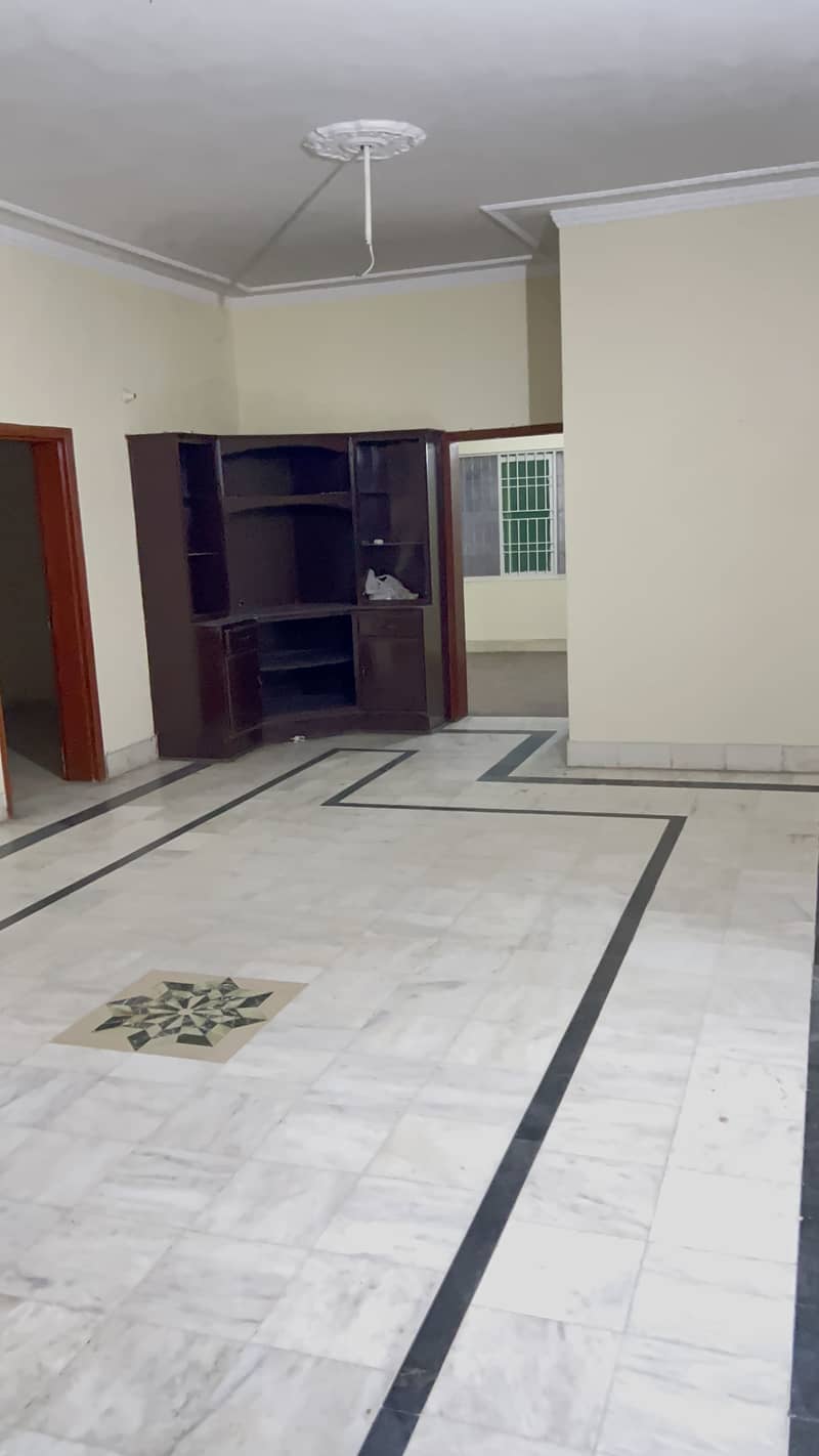 1 kanal upper portion for rent 4